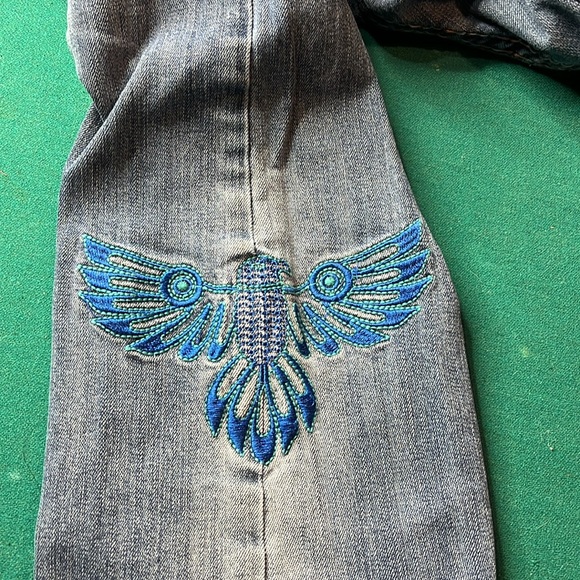 Cowgirl Tuff Thunderbird Jeans - Picture 4 of 5